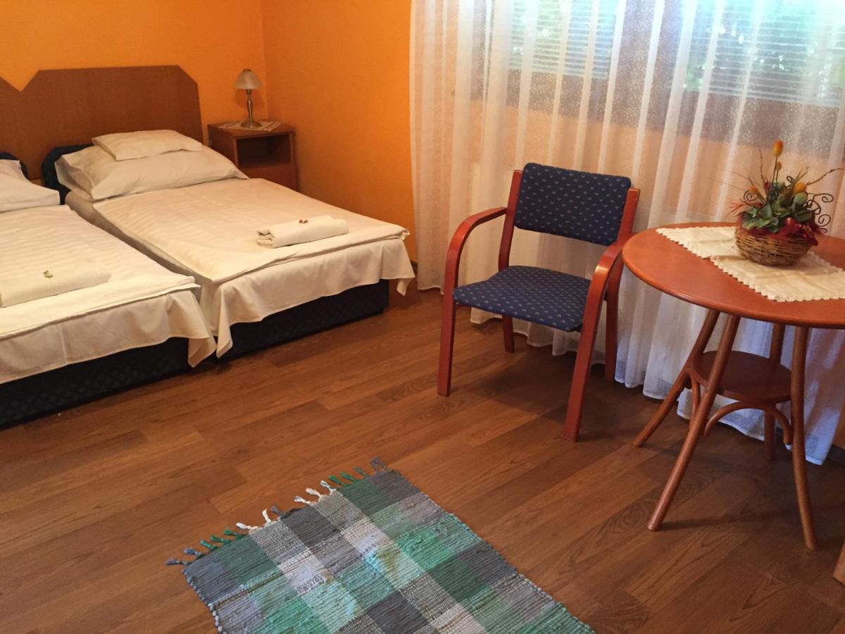 Apartman Dóra Hajdúszoboszló Zewnętrze zdjęcie