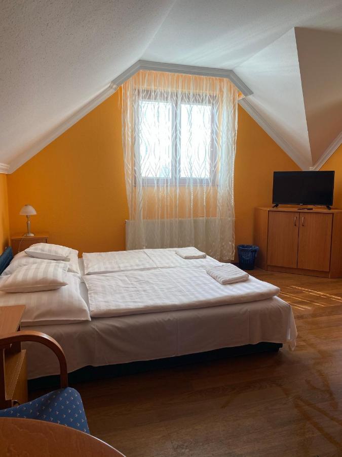 Apartman Dóra Hajdúszoboszló Zewnętrze zdjęcie