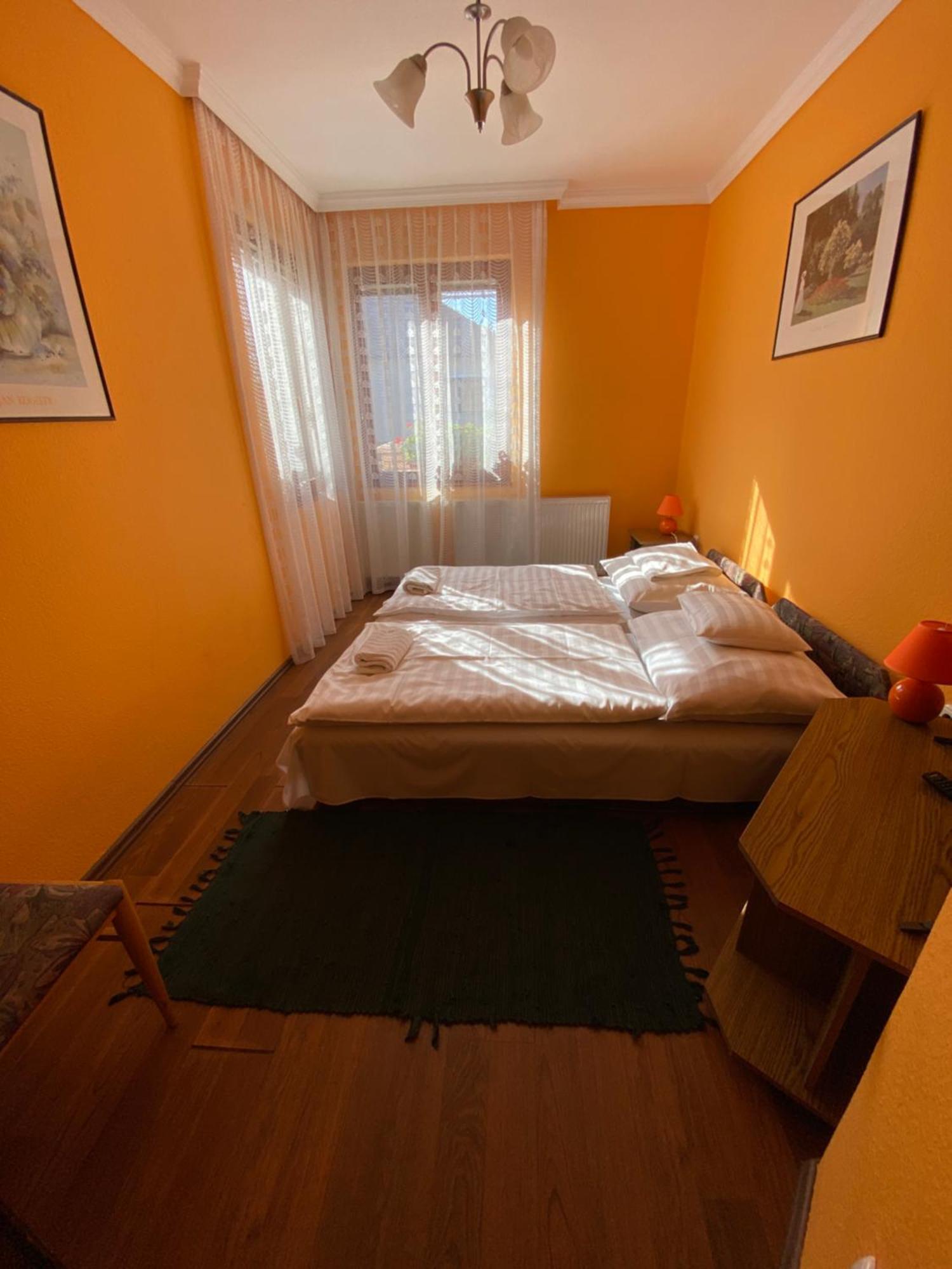 Apartman Dóra Hajdúszoboszló Zewnętrze zdjęcie