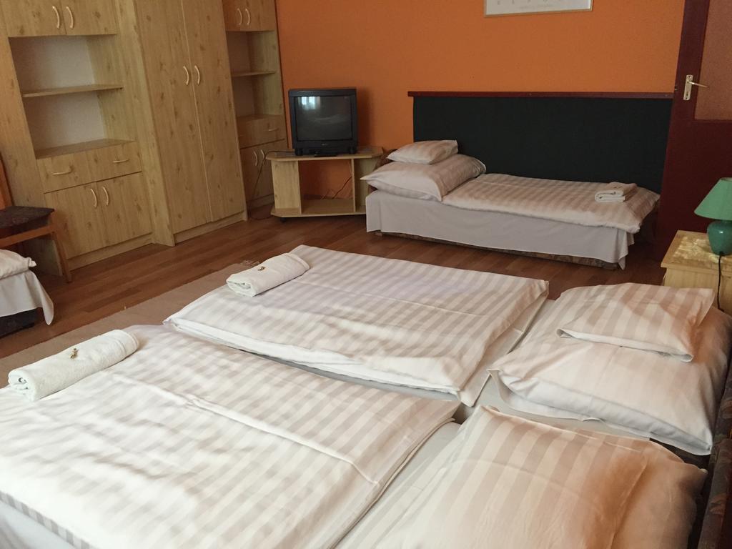 Apartman Dóra Hajdúszoboszló Zewnętrze zdjęcie